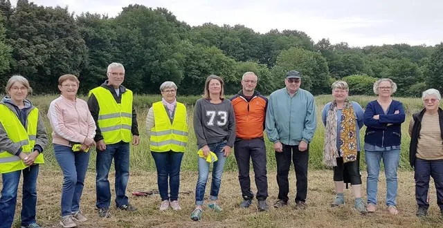 photo marolles-lès-saint-calais. des habitants se mobilisent pour nettoyer la commune 