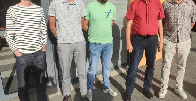 photo  les acteurs de la réunion publique.   &copy;  le maine libre 