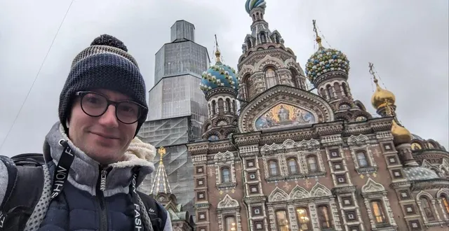 photo  benoit bonjour à saint-petersbourg, le 25 novembre 2024, avant de faire cap vers l’asie.  &copy;  bb 