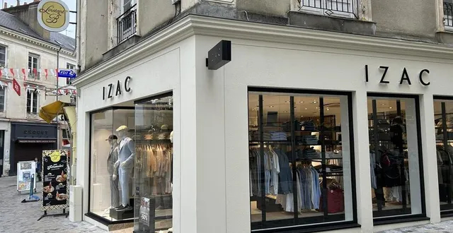 photo  le magasin izac a ouvert le jeudi 22 mai place saint-nicolas au mans.  &copy;  le maine libre 