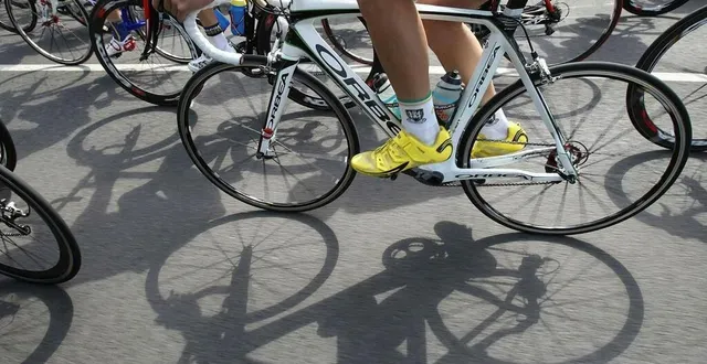 photo  la 12e édition du tour cycliste de flers agglo a lieu du samedi 31 mai au dimanche 1er juin 2025.  &copy;  archives ouest-france 