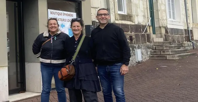 photo  laurence haton, vannière, manuella delva-guenoun, présidente de l’association tisseurs de liens de marigné-laillé, et ludovic gaudrée, métallier d’art.  &copy;  le maine libre 