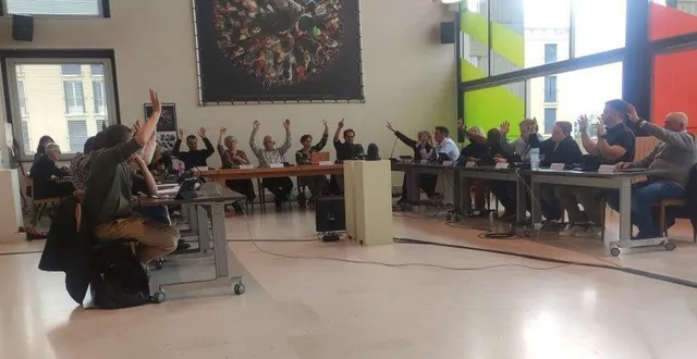 photo  majorité et opposition ont approuvé à l’unanimité les délibérations proposées.  &copy;  le maine libre 