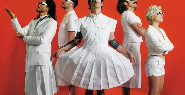 photo  le groupe cachemire.  &copy;  cachemire 