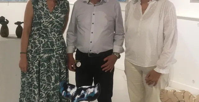 photo  sandra leroux, christian ogereau et ségolène calmet au milieu de leurs œuvres à pignerolles.  &copy;  co 