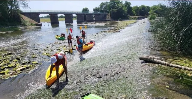 photo  une sortie avec le club tiercé canoë-kayak, au fil de la sarthe.  &copy;  tiercé canoë-kayak 