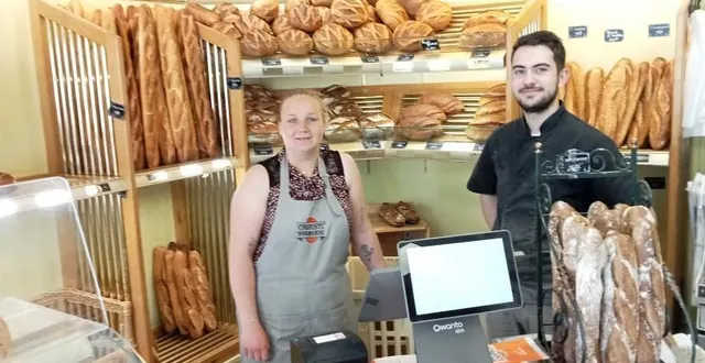 photo  accueillir, servir dans la bonne humeur et se rendre disponible pour les clients sont les valeurs fortes de l’établissement.  &copy;  ouest-france 