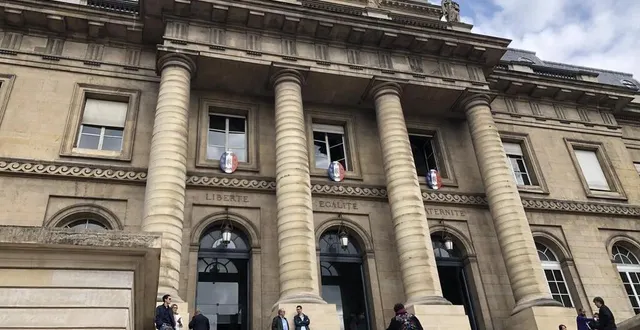 photo  le procès va démarrer avec une demi-journée de retard.  &copy;  ouest-france 