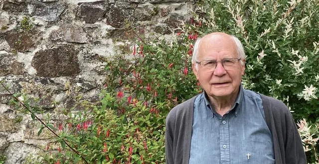 photo  jacques roger est prêtre diocésain en milieu rural.  &copy;  ouest-france 