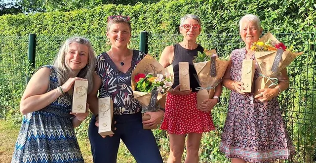 photo  quatre fertoises ont brillé au championnat de france de swin golf en individuel. de gauche à droite,  en catégorie senior 1 (moins de 51 ans), mylène boudin, 3e, anne-paule flambard, championne de france. en catégorie senior 3 (plus de 60 ans), marie-noëlle douinot, 2e et michelle duchemin, championne de france.  &copy;  ouest-france 
