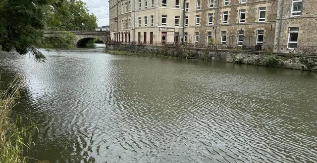 photo  la rivière sarthe à alençon (orne).  &copy;  ouest-france 