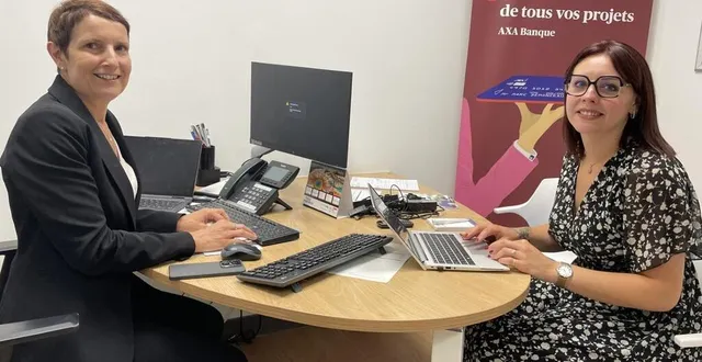 photo  après l’incendie de l’agence axa de la rue du pont-neuf, en marge des célébrations de la victoire du psg en ligue des champions, violaine collette et romane dauphin ont repris le travail dans l’agence de la rue de bretagne.  &copy;  ouest-france 