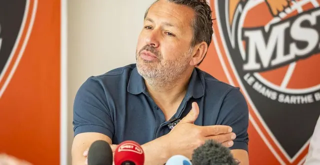 photo  christophe le bouille et les dirigeants du msb ont tenu une conférence de presse de fin de saison, ce mardi 3 juin 2025.,  &copy;  dominique breugnot, ouest-france 