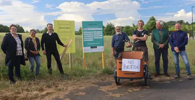photo  l’association orée de bercé belinois environnement milite contre un projet d’entrepôt à écommoy.  &copy;  le maine libre 