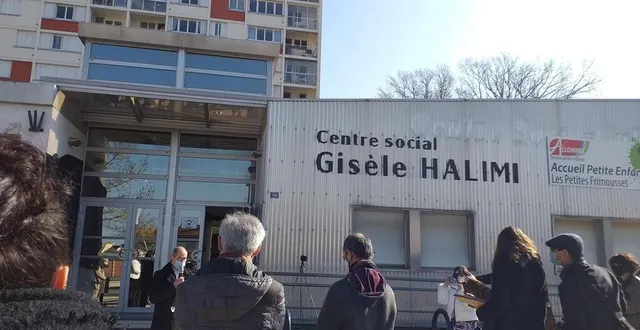 photo  le centre social d’allonnes (sarthe) lors de son changement de nom en mars 2021.  &copy;  archives ouest-france 