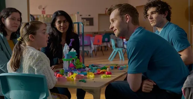 photo  « lost boys and fairies » est une série britannique de james kent diffusée sur la bbc.  &copy;  © simon ridgway - duck soup & all3media international 