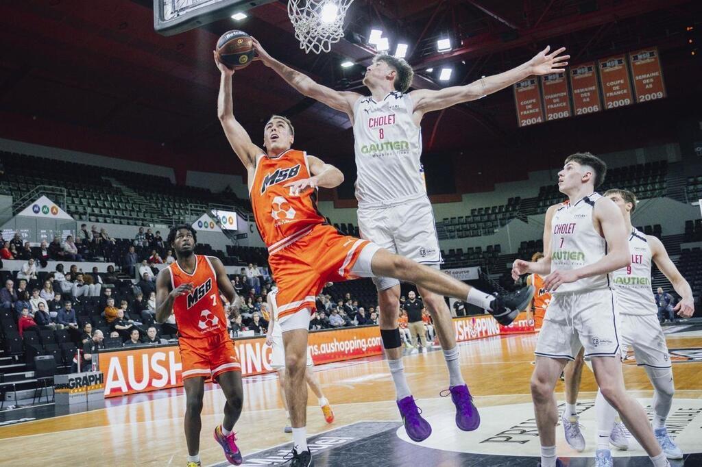 Espoir du Mans Sarthe Basket, Loïs Grasshoff est prêté en Pro B à Aix-Maurienne . Sport