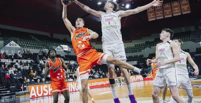 photo  loïs grasshoff aura du temps de jeu en pro b du côté d’aix-maurienne.  &copy;  archives dominique breugnot, ouest-france 