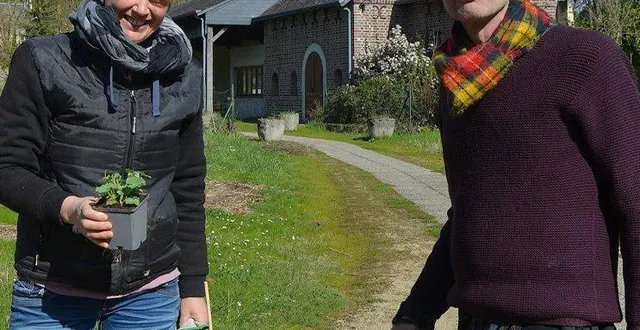 photo  eve gaignard, consultante en architecture du paysage et james porter, co-fondateur des moulins de paillard.  &copy;  ouest-france 