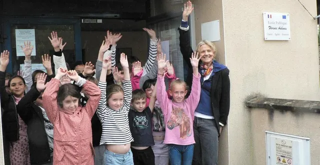 photo  en 2022, les élèves ont choisi de donner le nom de florence aubenas à leur école.  &copy;  ouest-france 