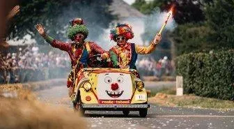 photo  les clowns roule et taboul ont su galvaniser le public  &copy;  co 