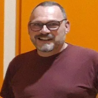 photo  ludovic timon, metteur en scène au sein des chantiers.  &copy;  le maine libre 