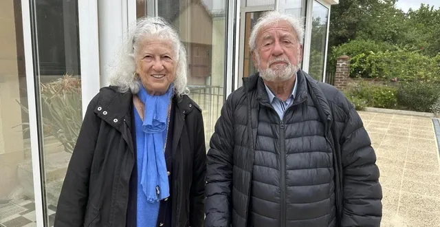 photo  ginette et jacques retrouvent la maison dans laquelle ils ont été cachés pendant leur enfance, en tant qu’enfants juifs, durant la seconde guerre mondiale.  &copy;  ouest-france 
