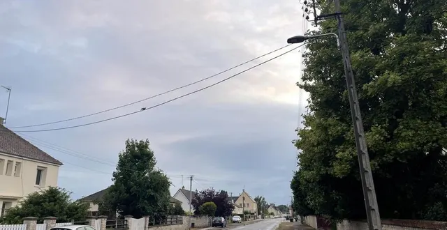 photo  les réseaux de la rue du général-leclerc seront enfouis dans un an environ.  &copy;  ouest-france 
