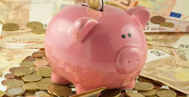 photo  les subventions à des associations ont également été votées lors du conseil municipal de candé.  &copy;  fotolia 