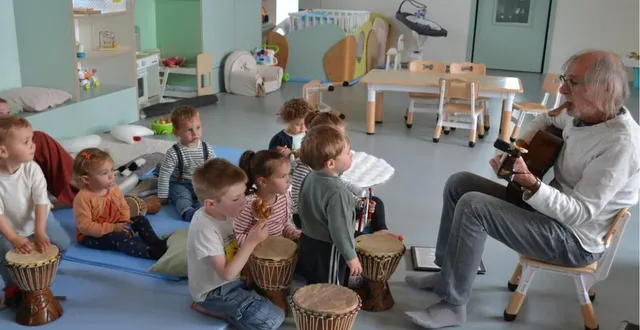 photo  les enfants de la mam coco-câline d’auvers-le-hamon ont découvert les instruments de musique.  &copy;  le maine libre 