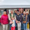 photo  des bénévoles de l’association des fourmis fertoise et ceux de la friperie des familles, lors de l’ouverture commune. 