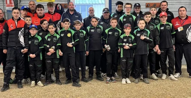 photo  les quatre équipes qui ont participé au championnat départemental des clubs.  &copy;  co 