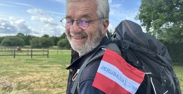 photo  parti de saint-gervais-en-belin dans la sarthe, jean-yves bône, a marché jusqu’à jérusalem en israël, en quatre étapes dans le temps.  &copy;  ouest-france 