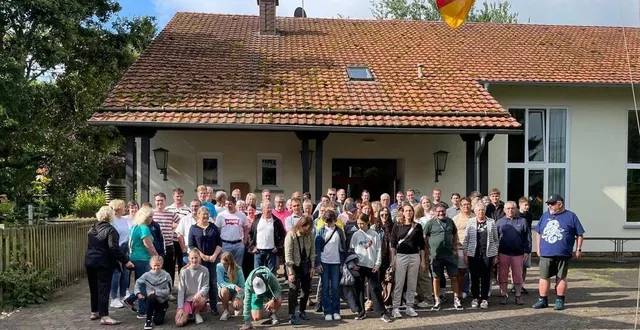 photo  candé et freinhagen rassemblés en 2024, en allemagne.  &copy;  co 