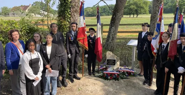 photo  la stèle en mémoire à henri roussel, mort à aunou le 8 juin 1944, a été inaugurée lundi 9 juin 2025.  &copy;  ouest-france 