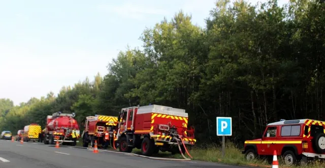 photo  une vingtaine d’engins de pompiers auraient été engagés entre écommoy et laillé, ce mardi 10 juin 2025 en fin de journée.  &copy;  le maine libre 