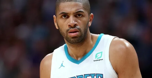 photo  nicolas batum avec les charlotte hornets, lors d’un match de saison régulière à denver, le 5 janvier 2019.  &copy;  photo : getty images via afp - matthew stockman 