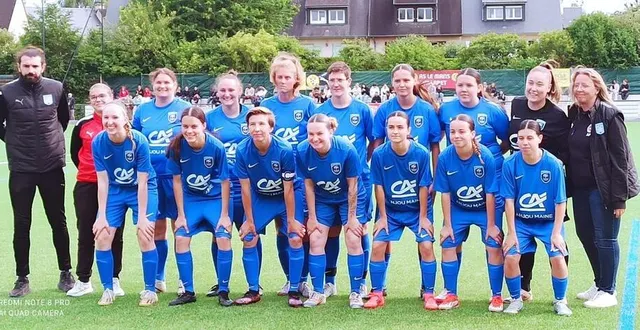 photo  malgré leur échec en championnat, les fléchoises du rcf sont parvenues à renverser le mans fc b en finale de la coupe de la sarthe, ce samedi 7 juin 2025.  &copy;  racing club fléchois 