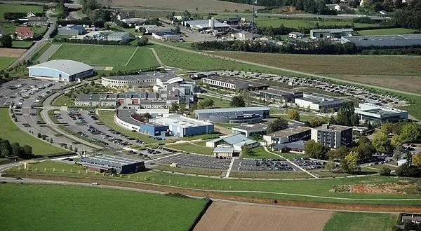 photo  la jeune femme dont le chéquier a été volé suivait des études de droit à alençon.  &copy;  archives ouest-france 