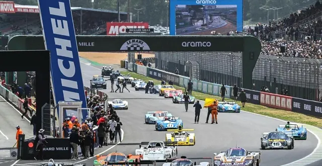 photo  le mans classic, ici la parade des anciens vainqueurs des 24 heures en 2023, va devenir une manifestation annuelle.  &copy;  archives le maine libre - denis lambert 