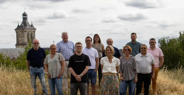 photo  les douze premiers colistiers de « au cœur de beaufort-en-anjou » en lice pour les municipales de beaufort-en-anjou.  &copy;  document remis 