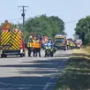 photo  la collision frontale entre deux véhicules sur la route départementale 963 entre le louroux-béconnais et candé, a fait un blessé léger. 
