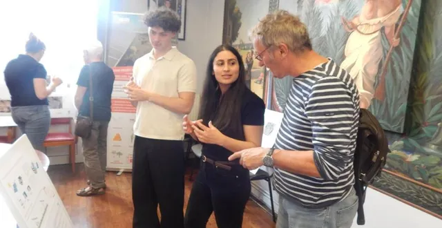 photo  plusieurs membres d’iel sont intervenus auprès du public.  &copy;  le maine libre 