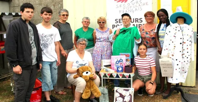 photo  pour ses 80 ans, le secours populaire a organisé une grande braderie, des jeux et une tombola.  &copy;  le maine libre 