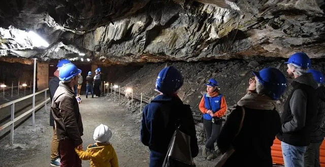 photo  la mine bleue (noyant-la-gravoyère) a accueilli l’an dernier 46 000 visiteurs,deux fois plus qu’il y a dix ans.  &copy;  archives co laurent combet 