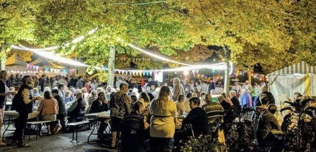 photo  l’année dernière, la guinguette avait attiré la foule.  &copy;  archives ouest-france 