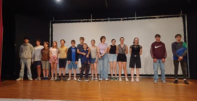 photo  mardi soir dans l’amphithéâtre de l’établissement giel don bosco, les élèves des trois collèges inscrits dans le dispositif 