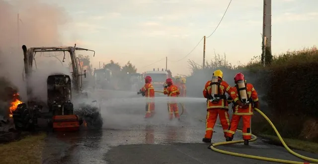 photo  les pompiers de briouze, putanges-le-lac, écouché-les-vallées et rânes sont intervenus à sainte-croix-sur-orne. photo d’illustration.  &copy;  archives ouest-france 