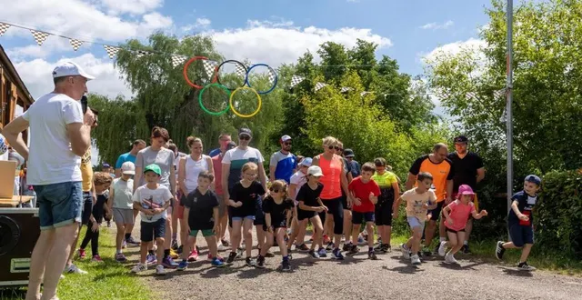 photo  toute la population est invitée à courir et découvrir le sport  &copy;  archives ouest-france 