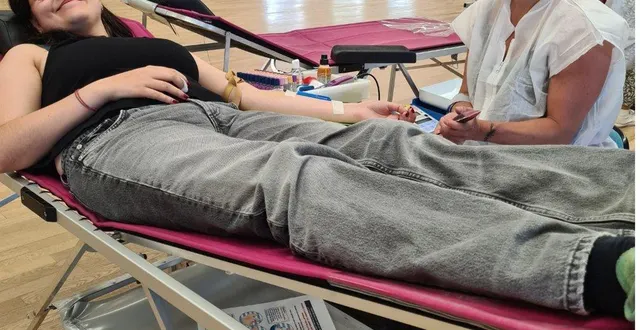 photo  candice a donné son sang pour la première fois.  &copy;  le maine libre 